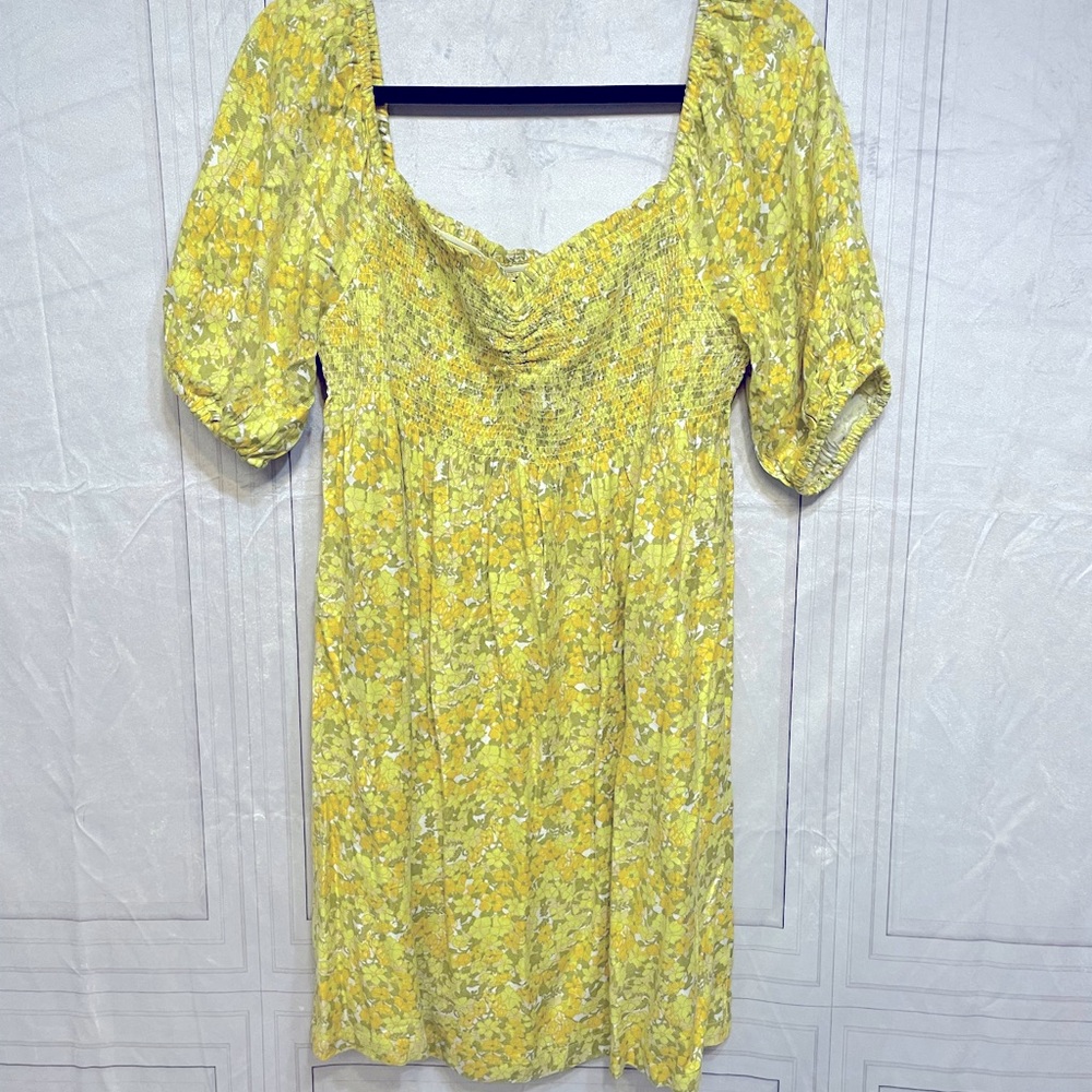 Volcom dress size L